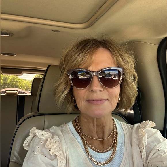 Meet your Posher, Kim - Picture 1 of 1